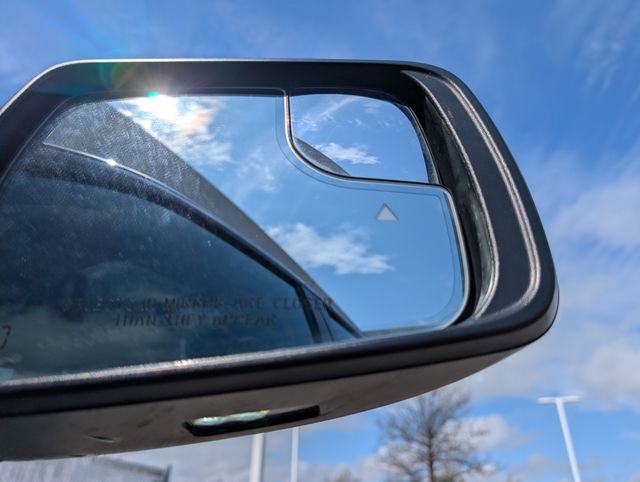 Used 2020 RAM 1500 Laramie AWD/4WD image 6