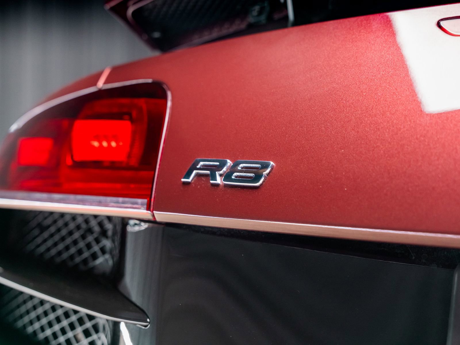 Used 2011 Audi R8 V10 image 40