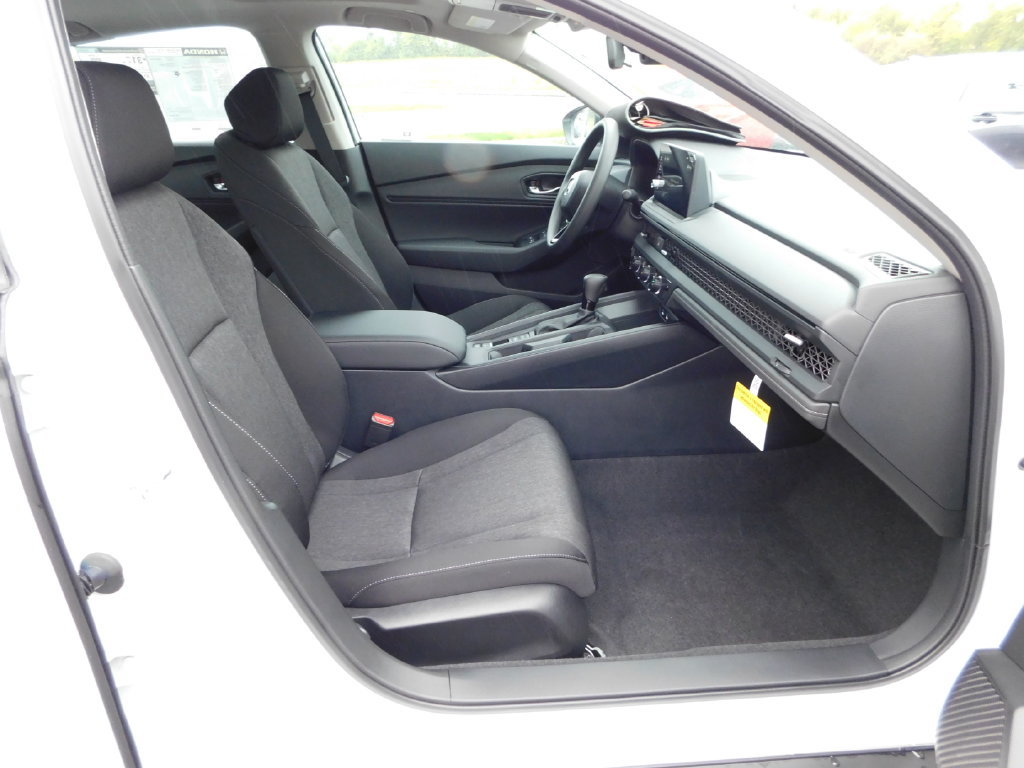 New 2026 Honda Accord SE image 18