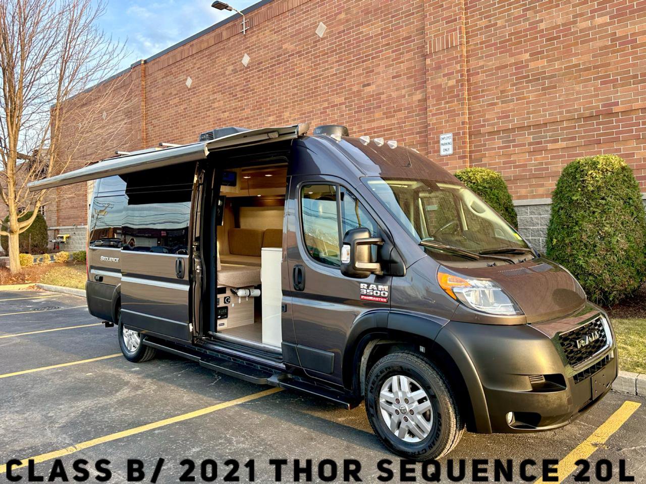 Used 2021 RAM ProMaster 3500 w/ Convenience Group image 1