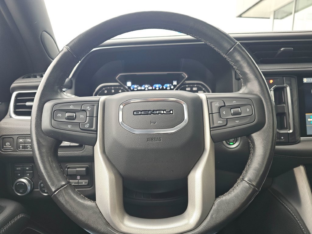 Used 2021 GMC Yukon Denali w/ Denali Ultimate Package AWD/4WD image 28