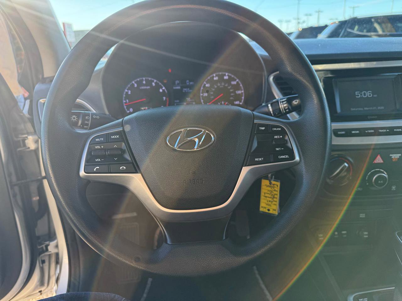 Used 2019 Hyundai Accent SE FWD image 17