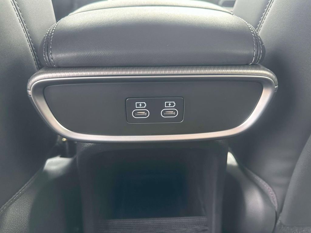 New 2025 Genesis GV60 Advanced image 12