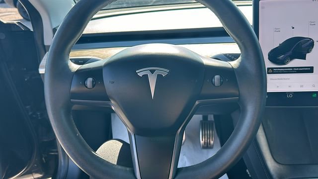 Used 2021 Tesla Model 3 Standard Range Plus RWD image 19