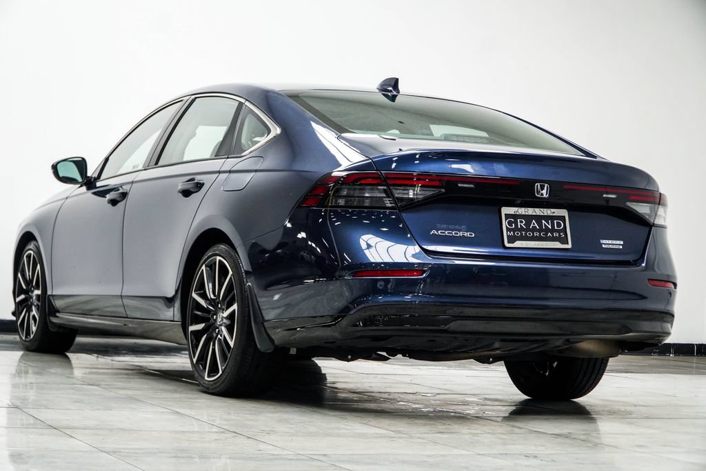 Used 2023 Honda Accord Touring image 12