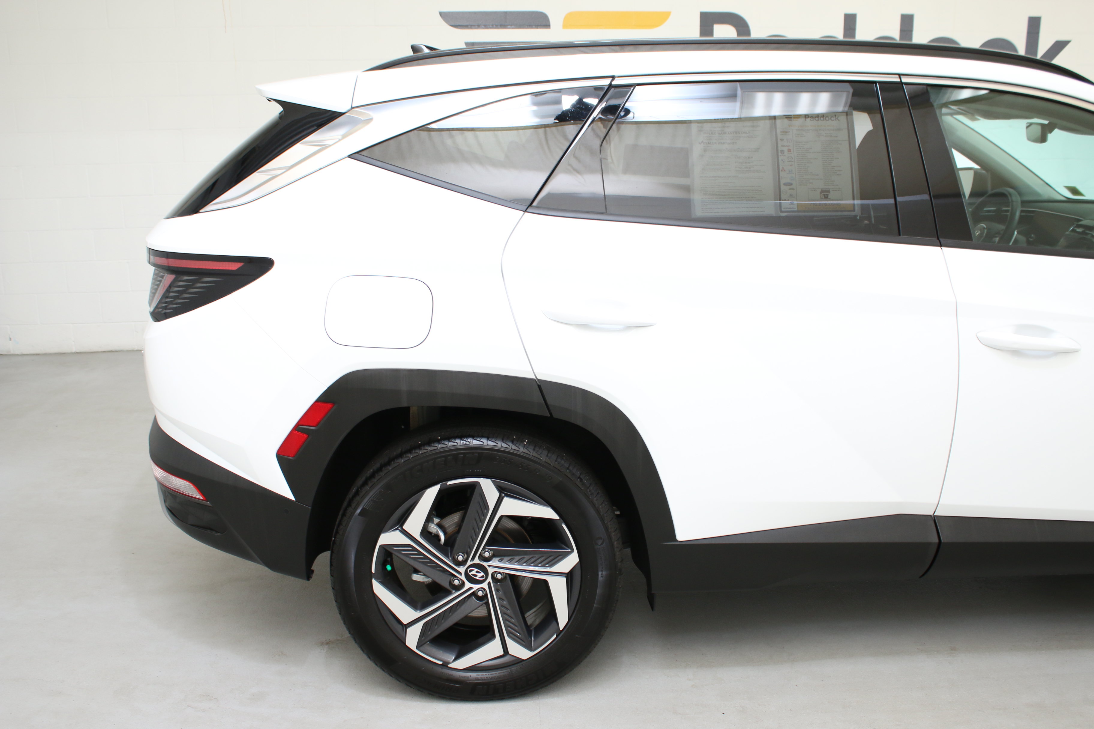 Used 2024 Hyundai Tucson Limited AWD/4WD image 11