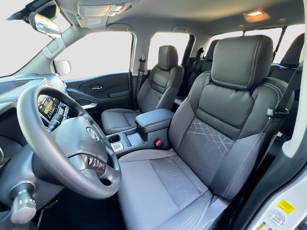 New 2026 Nissan Frontier SV w/ Tow Package AWD/4WD image 19