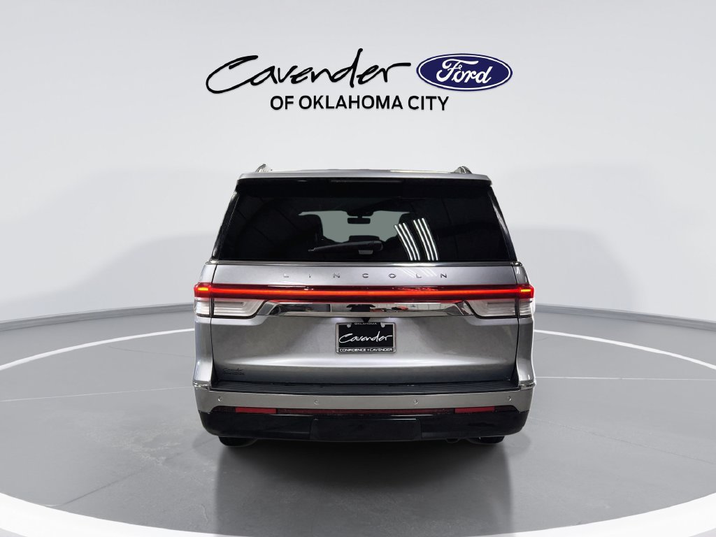 Used 2022 Lincoln Navigator Reserve RWD image 7