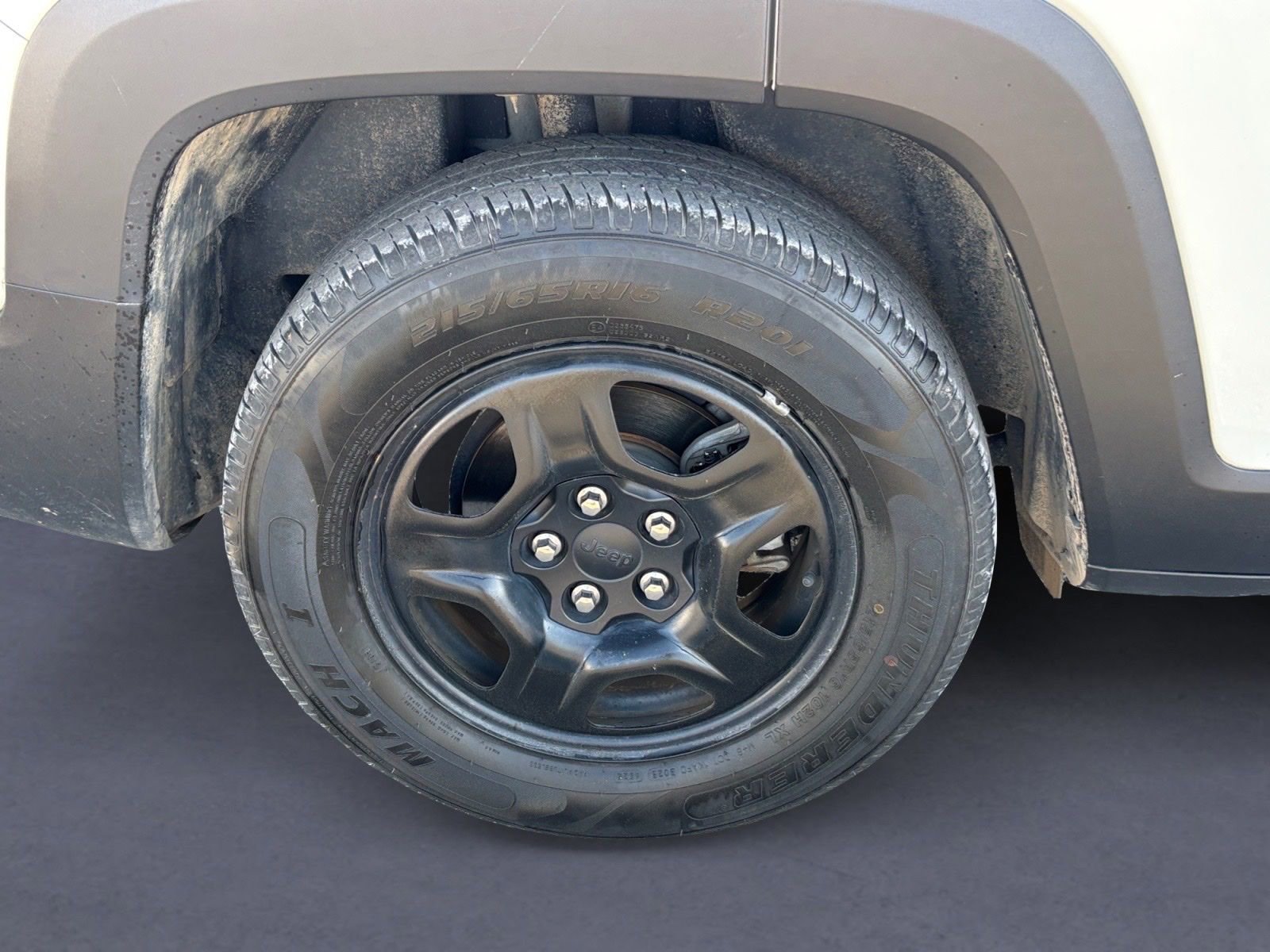 Used 2019 Jeep Renegade Sport w/ UConnect 7.0 Group image 3