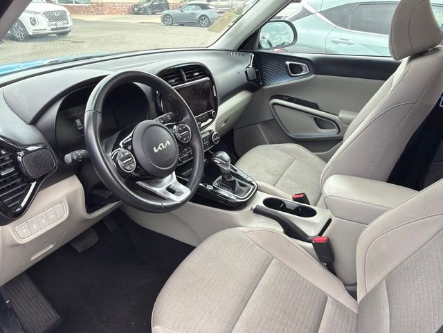 Used 2024 Kia Soul EX FWD image 9