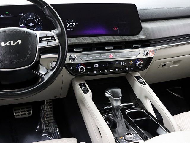 Used 2024 Kia Telluride SX image 15