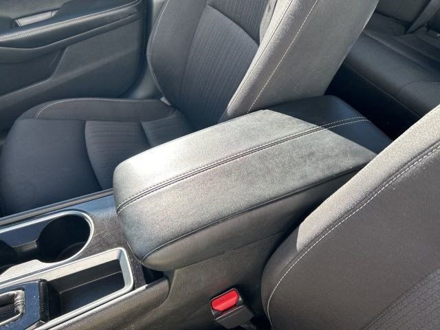 Used 2024 Nissan Altima 2.5 SV image 28