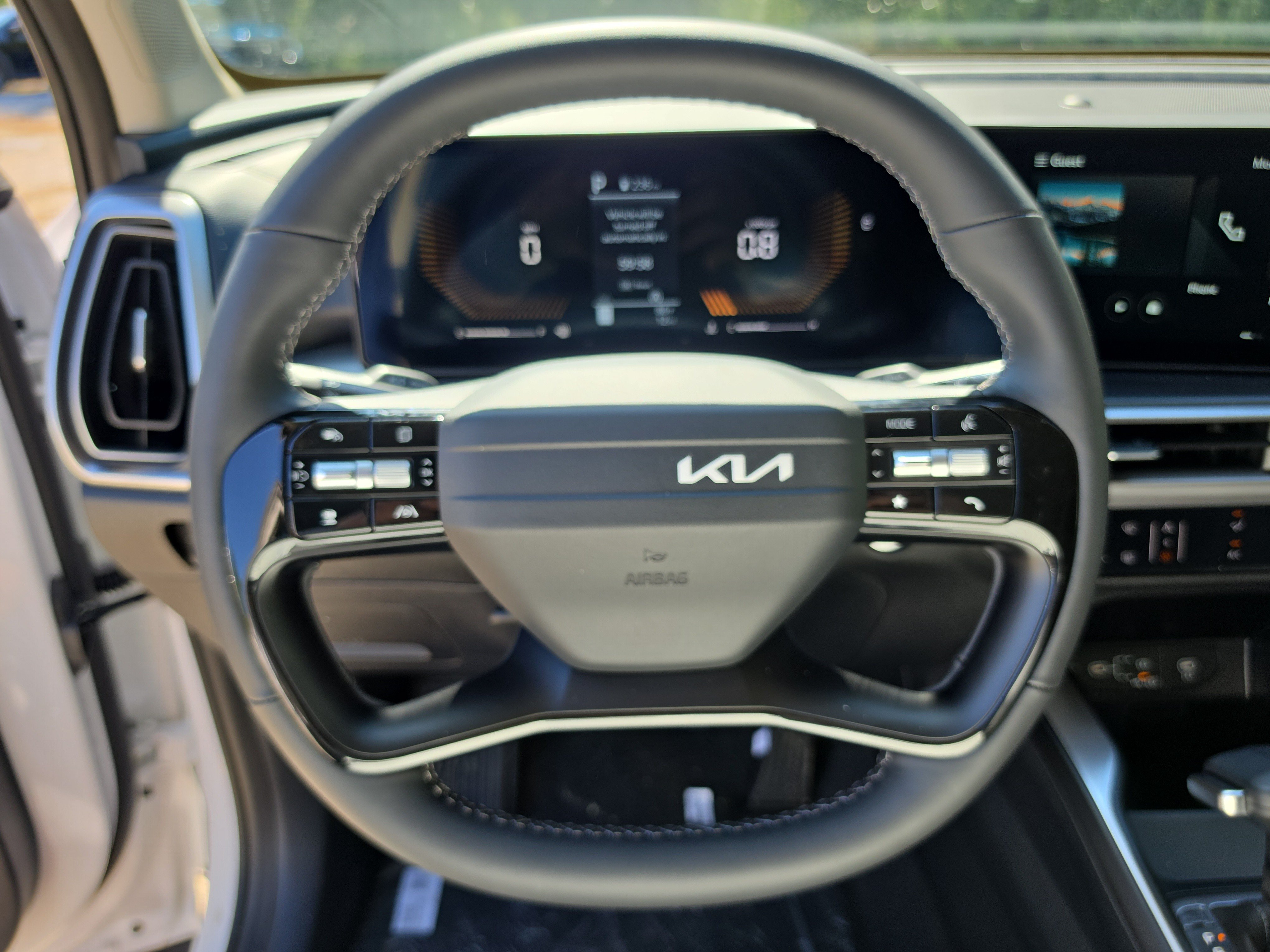 New 2026 Kia Sorento LX FWD image 28