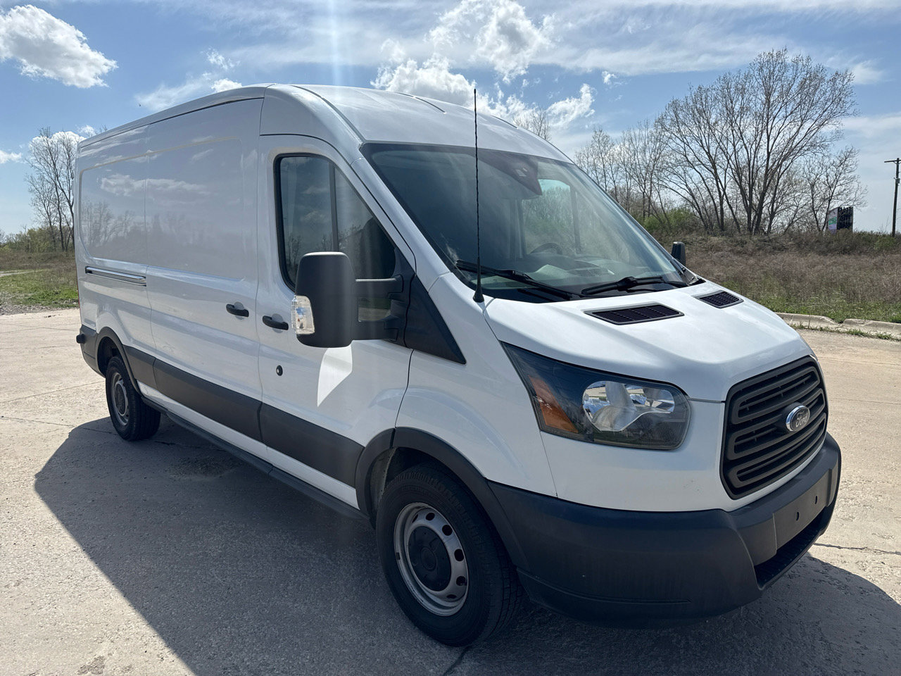 Used 2018 Ford Transit 250 148 Medium Roof w/ Interior Upgrade Package image 4