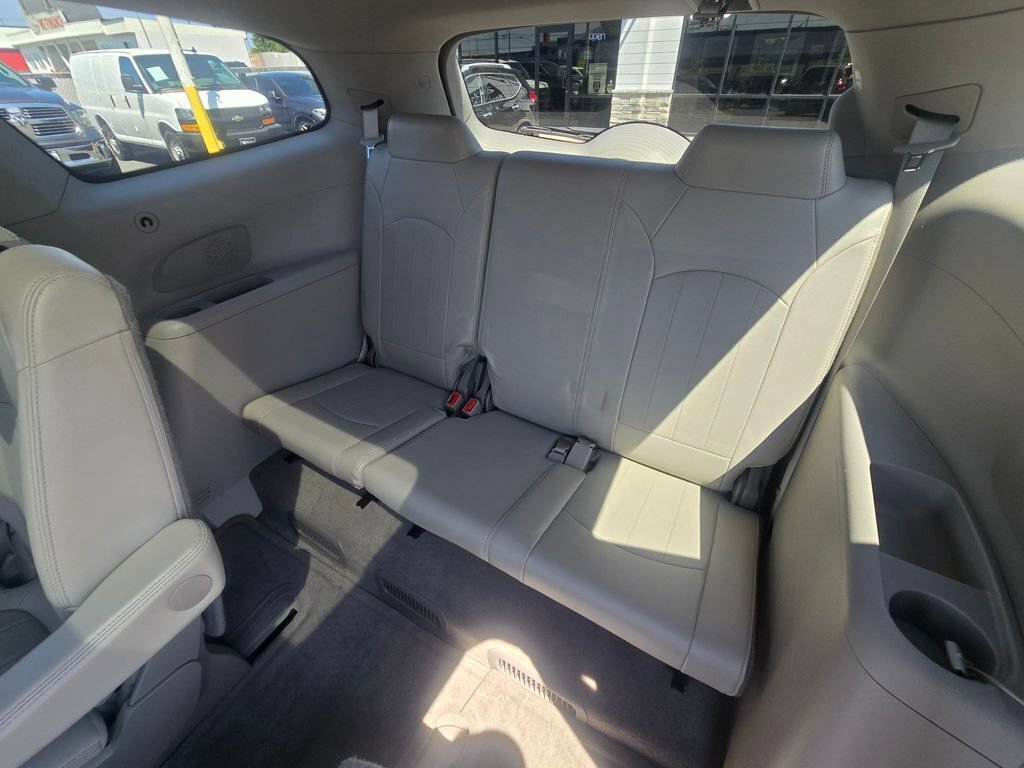 Used 2017 Buick Enclave Premium w/ Experience Buick Package FWD image 15