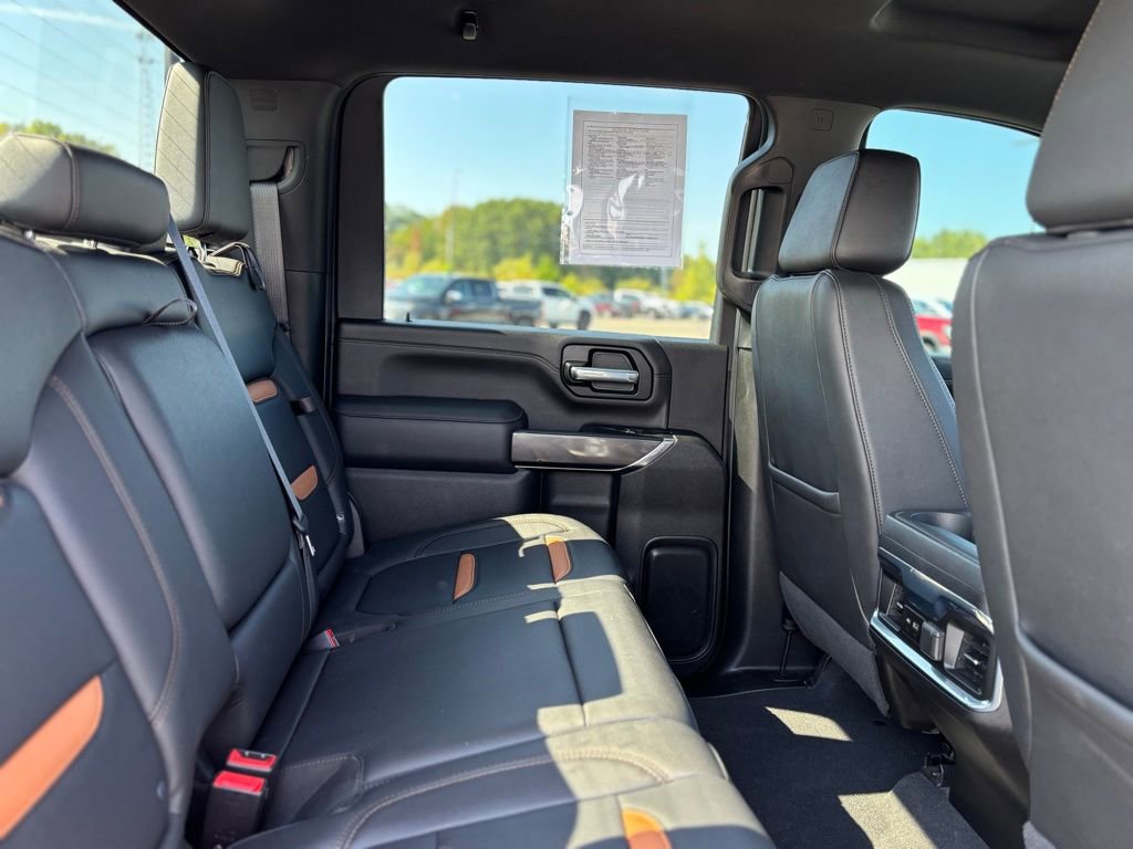 Used 2022 GMC Sierra 2500 AT4 image 24