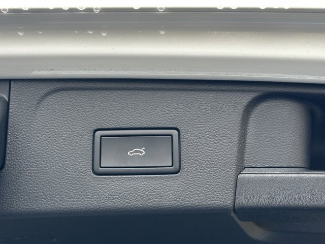 New 2026 Volkswagen Atlas SEL image 19