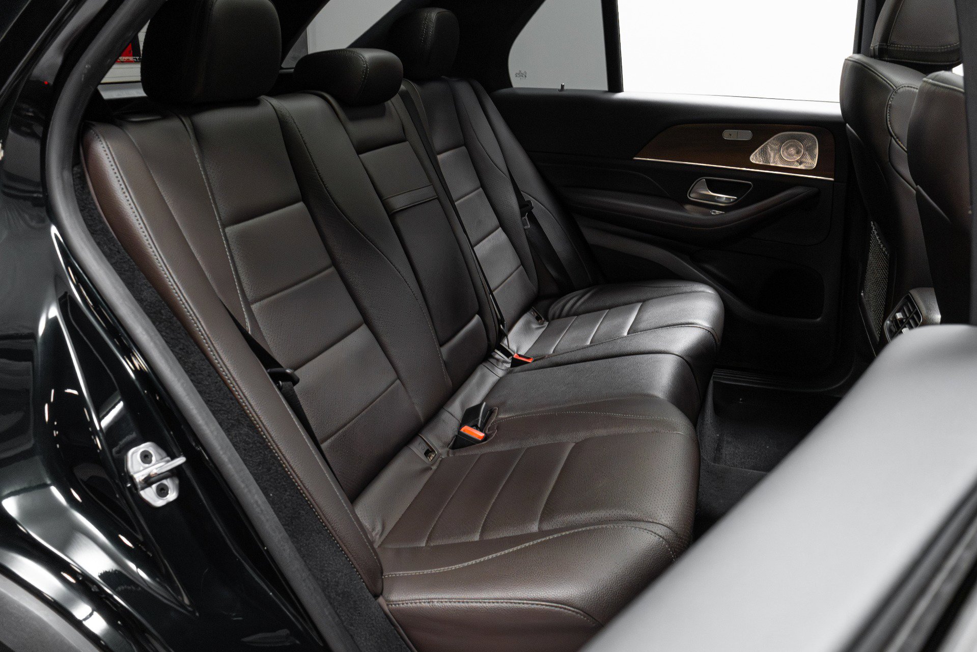 Used 2021 Mercedes-Benz GLE 350 4MATIC image 23