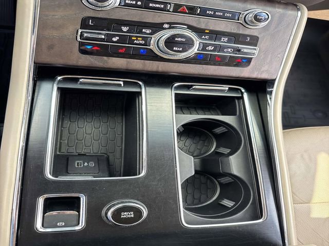 Used 2020 Lincoln Aviator Reserve w/ Equipment Group 201A image 25