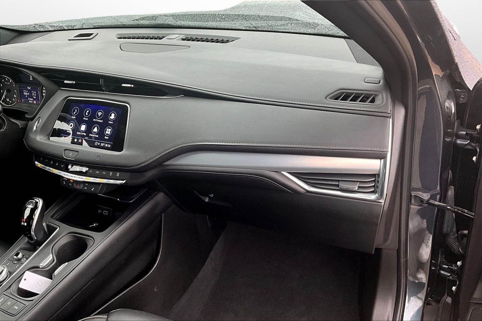 Used 2021 Cadillac XT4 Premium Luxury image 21