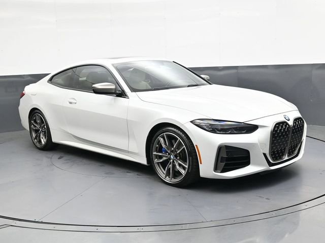 Used 2022 BMW M440i Coupe w/ Premium Package image 2