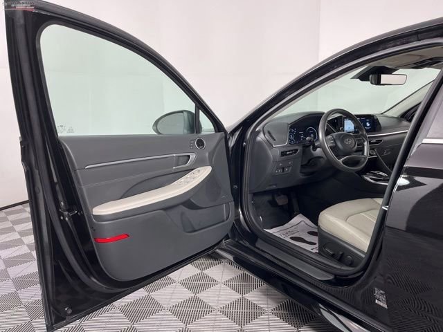 Used 2022 Hyundai Sonata Limited image 19