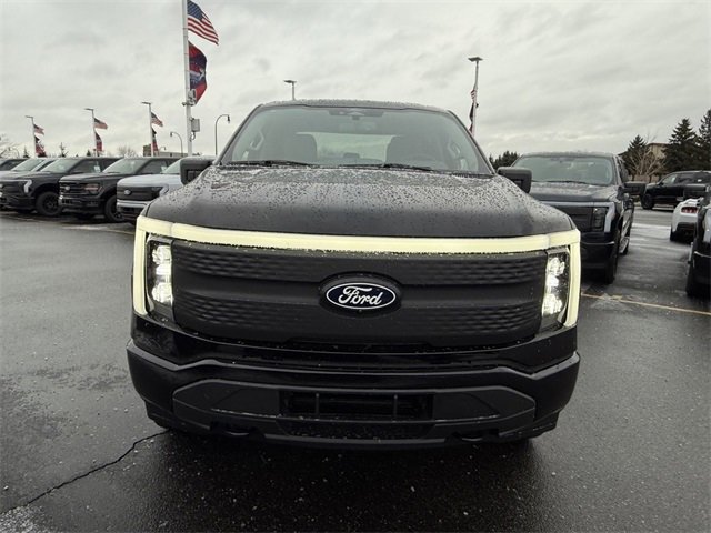 New 2025 Ford F150 Lightning XLT image 2
