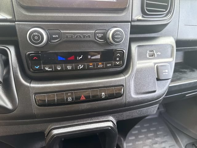 Used 2025 RAM ProMaster 3500 w/ Convenience Group FWD image 24