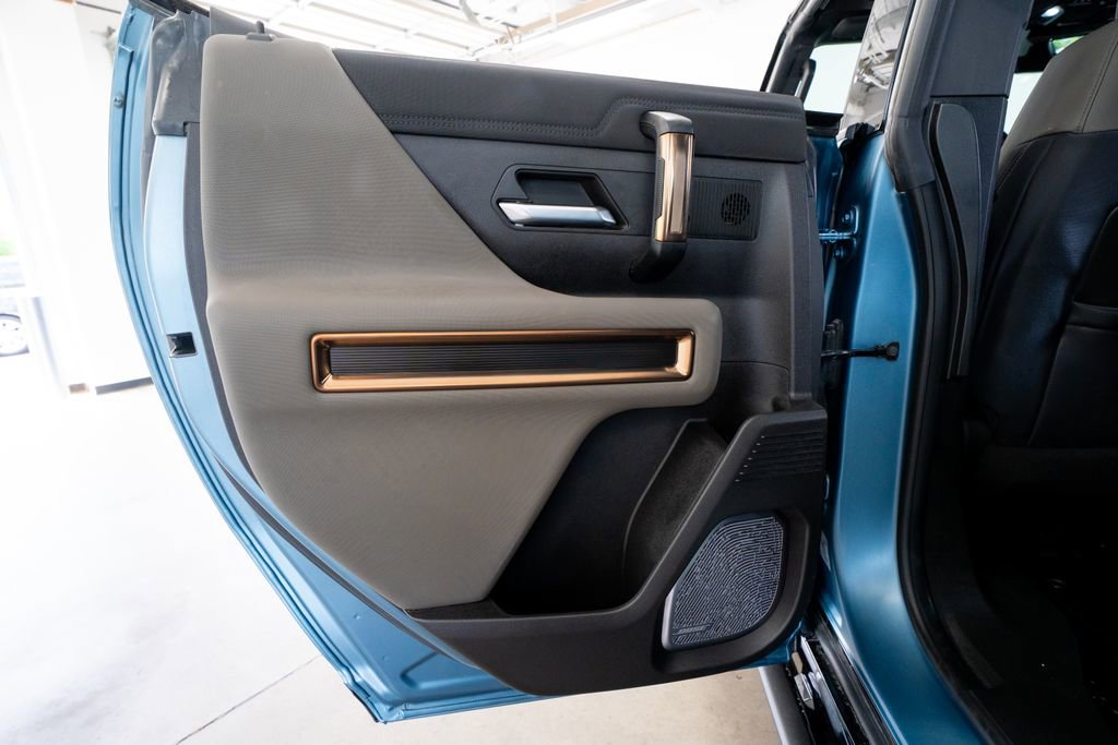 Used 2024 GMC Hummer EV 3X w/ Omega Edition AWD/4WD image 43