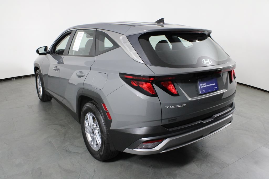 Used 2026 Hyundai Tucson SE FWD image 4