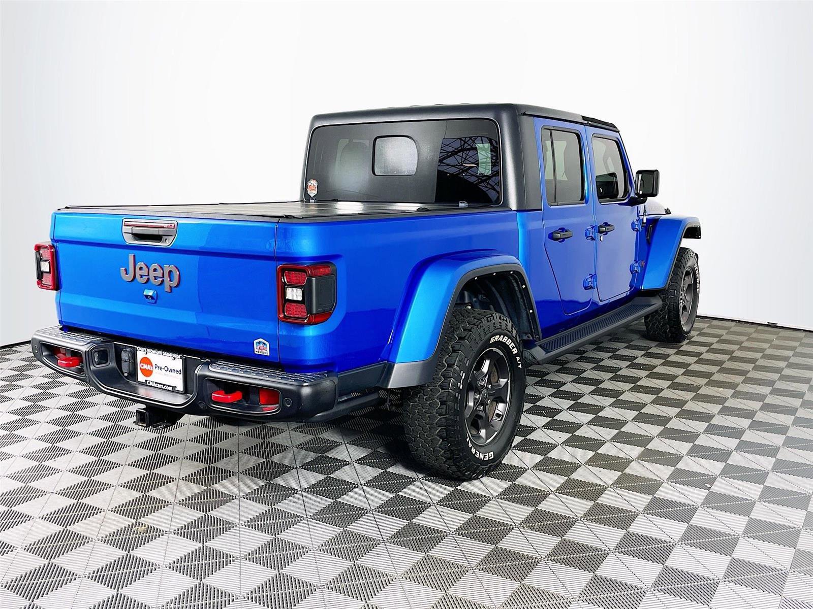 Used 2021 Jeep Gladiator Rubicon AWD/4WD image 9