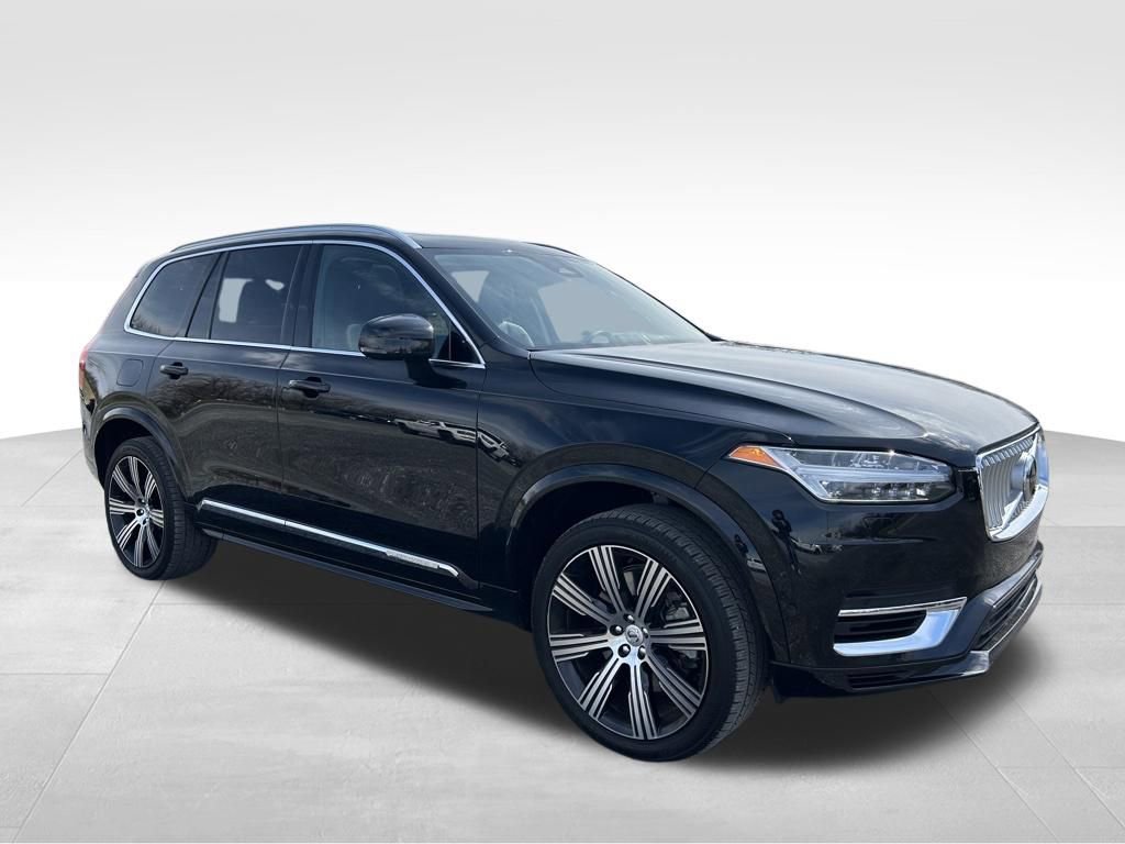 Used 2023 Volvo XC90 T8 Plus w/ Protection Package image 26