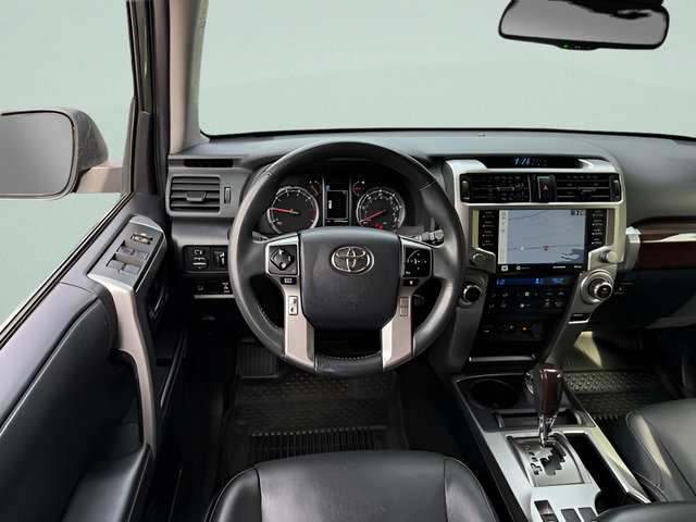 Used 2022 Toyota 4Runner Limited AWD/4WD image 7