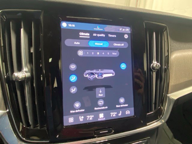Certified 2023 Volvo S90 B6 Plus w/ Protection Package Premier AWD/4WD image 21