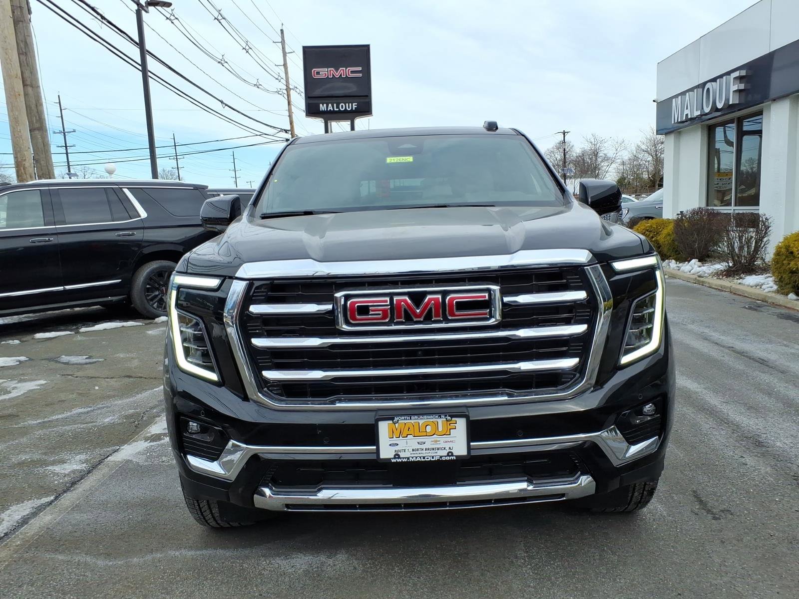 New 2026 GMC Yukon XL Elevation image 2