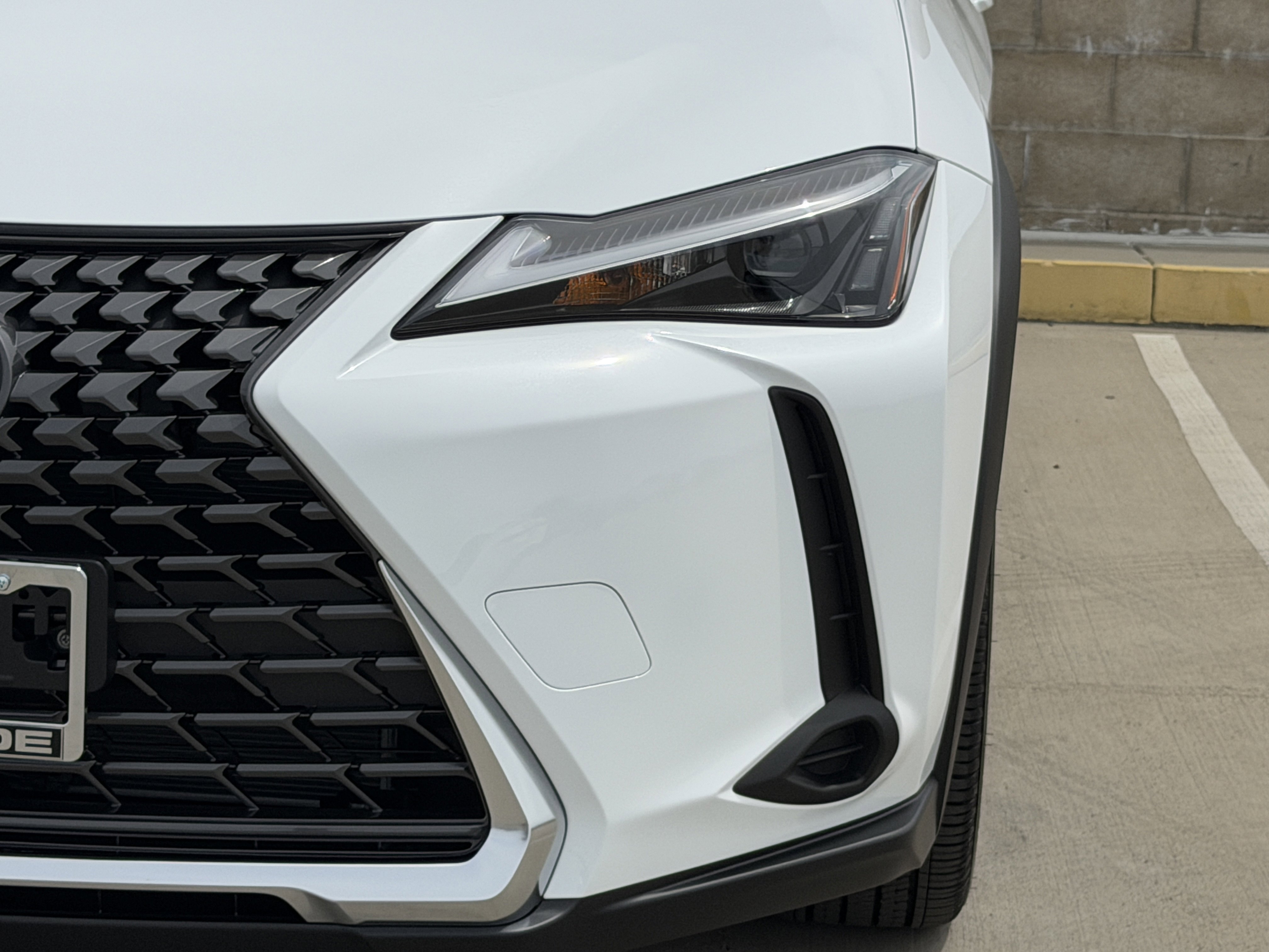 New 2026 Lexus UX 300h FWD image 7