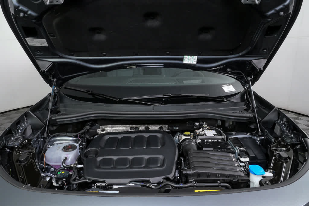 New 2026 Volkswagen Tiguan SE R-Line FWD image 34