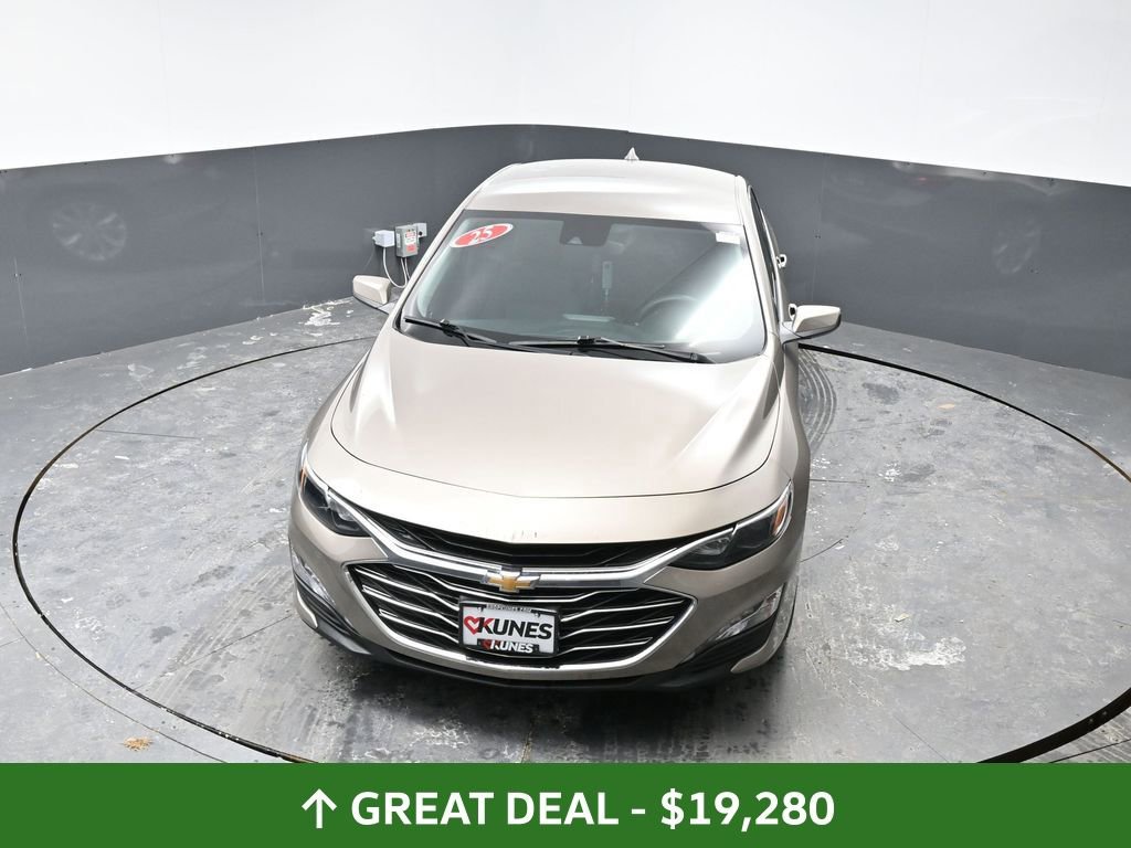 Used 2025 Chevrolet Malibu LT image 45