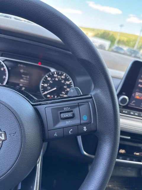 Certified 2023 Nissan Rogue SV AWD/4WD image 17