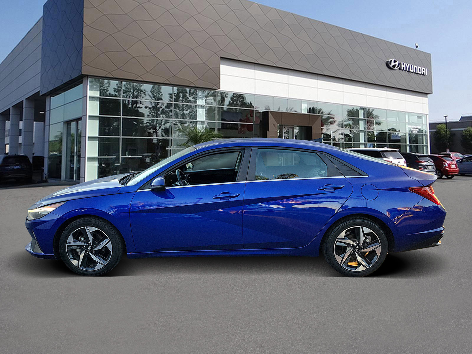 Certified 2023 Hyundai Elantra Limited image 3