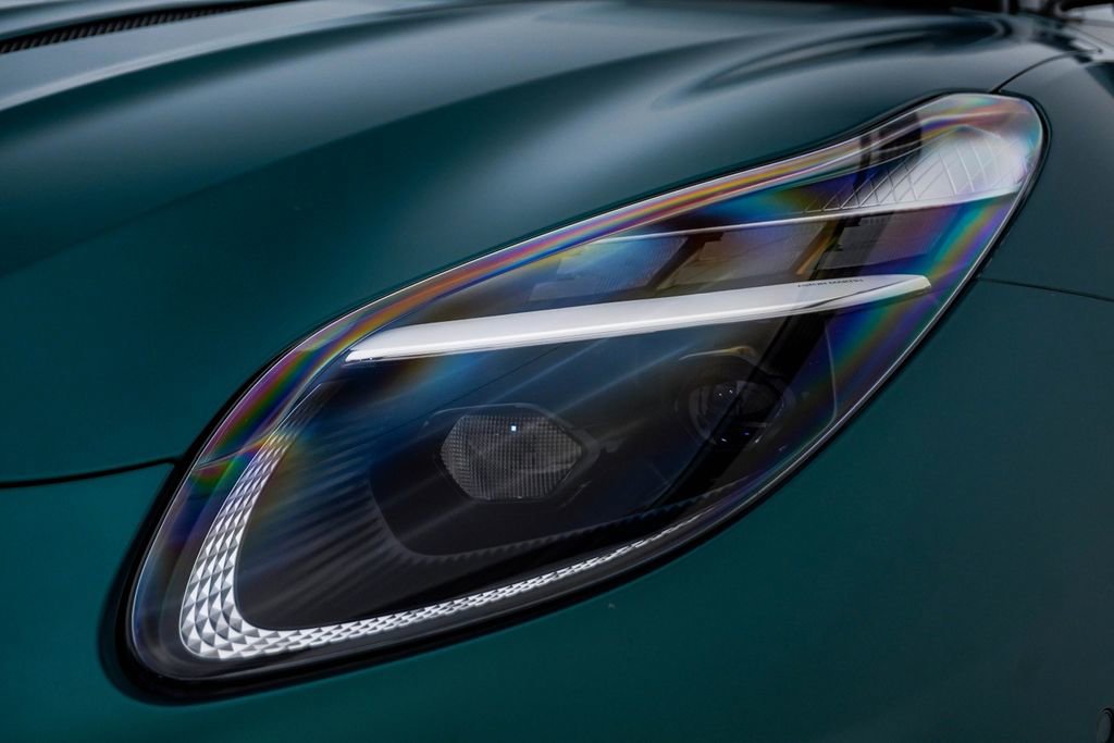 Used 2024 Aston Martin DB12 Coupe image 6