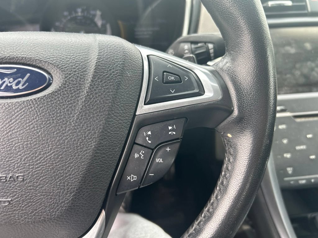 Used 2013 Ford Fusion Titanium FWD image 9
