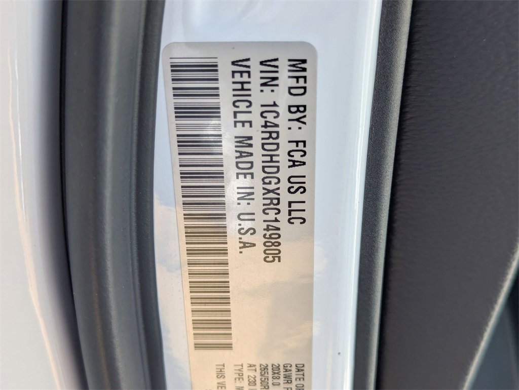 Used 2024 Dodge Durango GT image 34