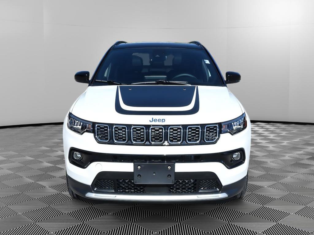 Used 2025 Jeep Compass Limited w/ Sun & Sound Group AWD/4WD image 11