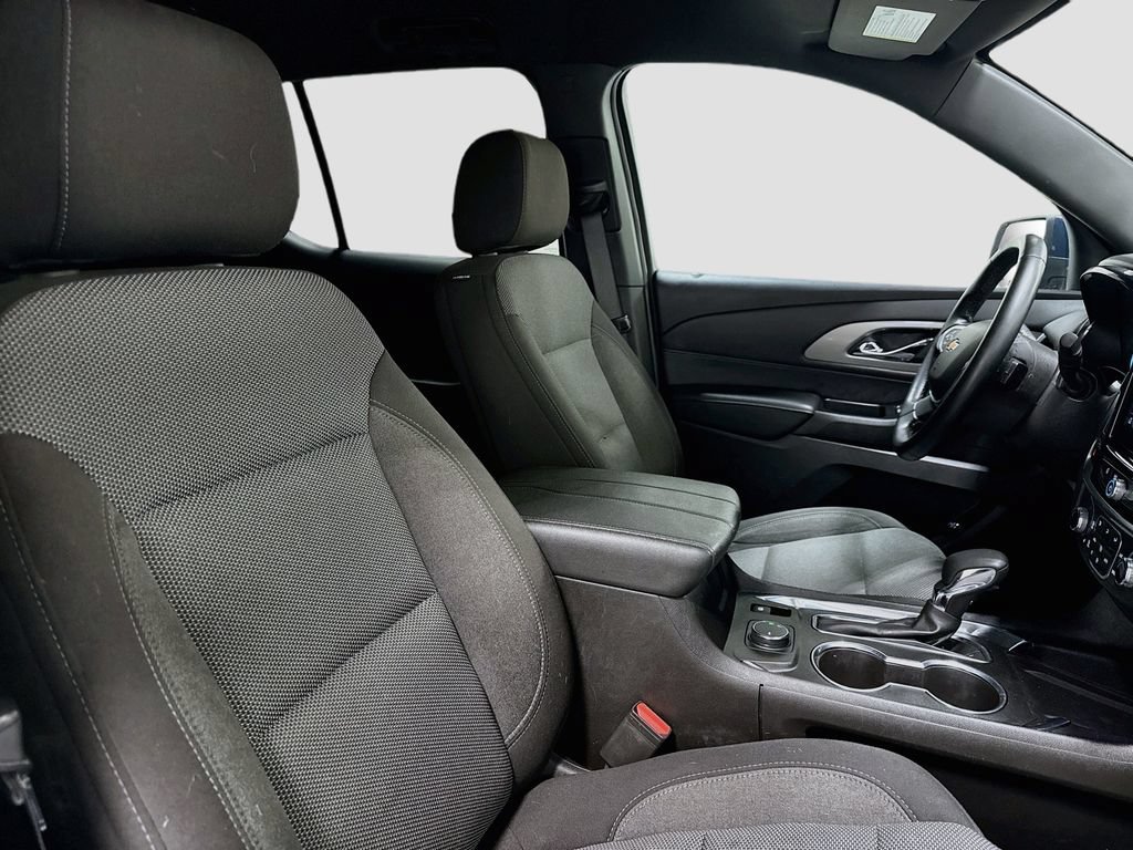 Used 2023 Chevrolet Traverse LT FWD image 29