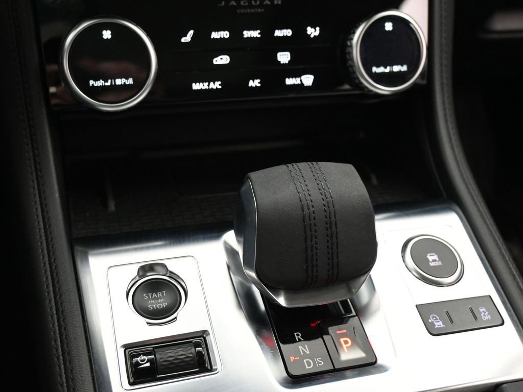 Used 2022 Jaguar F-PACE S AWD/4WD image 13