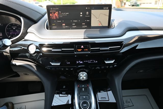 Used 2023 Acura MDX w/ Technology Package AWD/4WD image 33