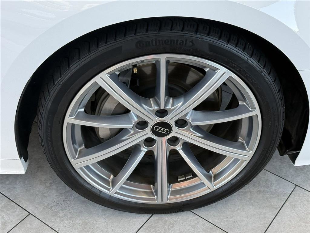 Used 2025 Audi A5 2.0T Premium Plus AWD/4WD image 8