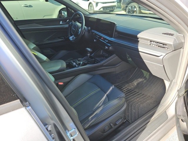 Certified 2025 Kia K5 GT w/ GT1 Package image 6