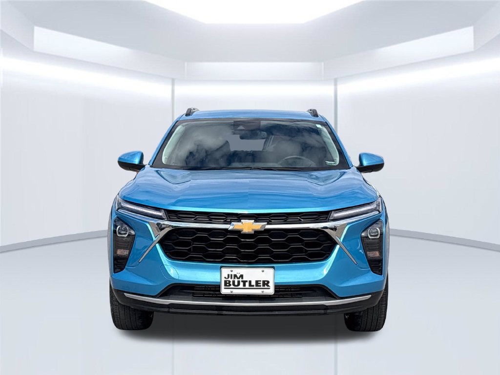 Used 2025 Chevrolet Trax LT w/ Driver Confidence Package FWD image 12